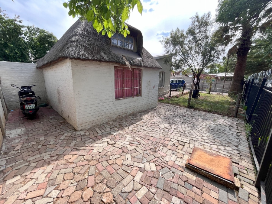 17 Bedroom Property for Sale in Brandwag Free State